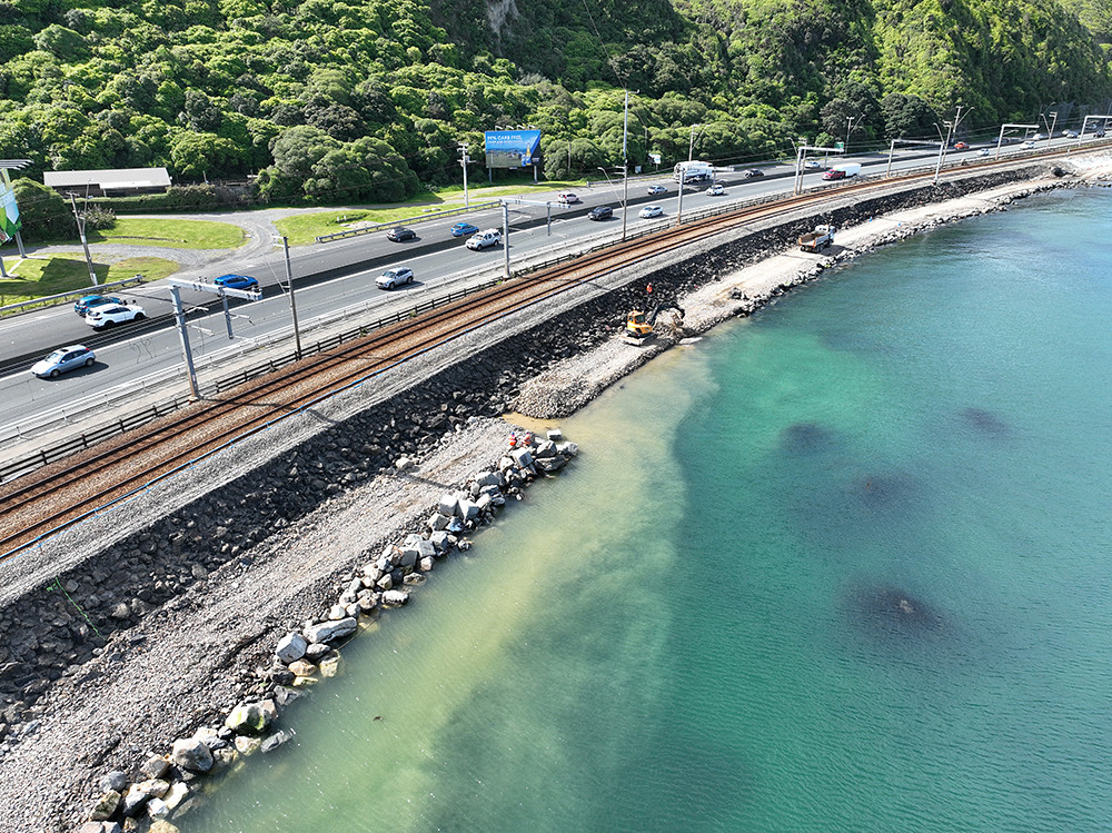 Te Ara Tupua construction along wellingtons coastline
